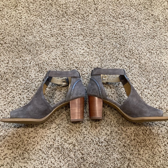 JACK ROGERS Heels - Picture 3 of 6